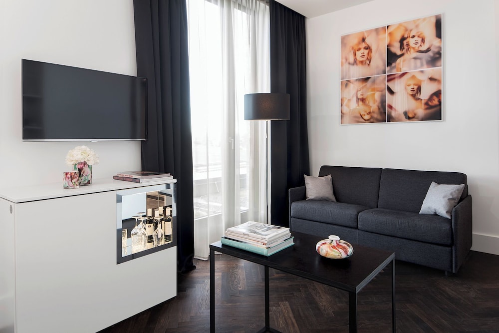 Hotel AMANO Grand Central 18