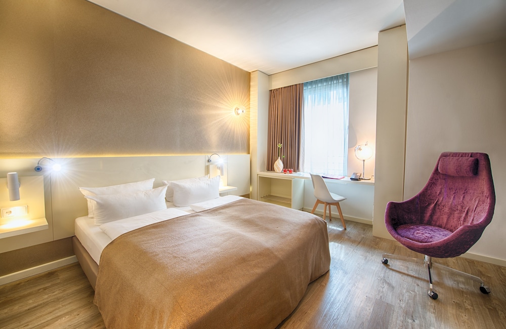Leonardo Hotel Berlin Mitte 8