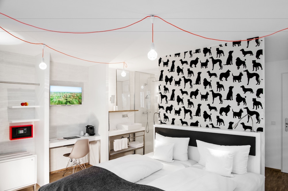 V-Hotel 10