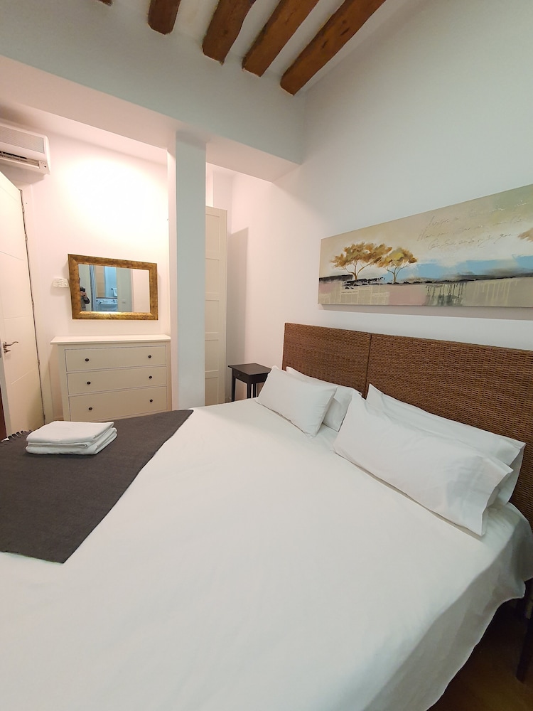 Apartamentos Huertas 13