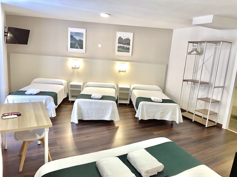 Hostal Gran Via 20