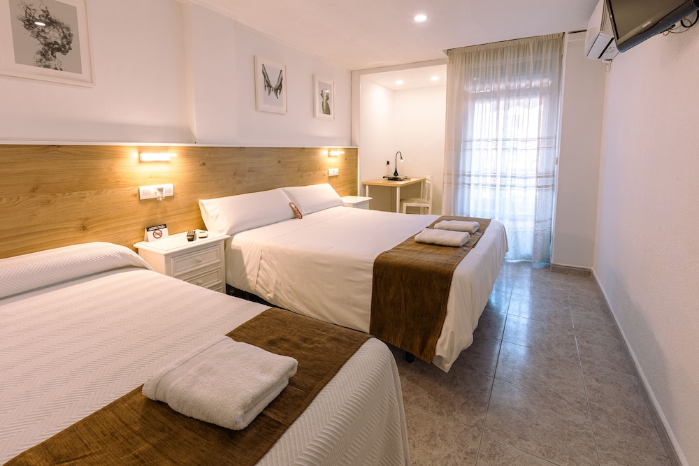 Hostal Gran Via 5