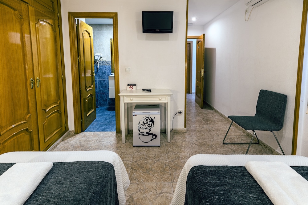 Hostal Gran Via 14