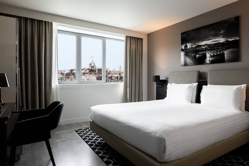 AC Hotel Paris Porte Maillot 4
