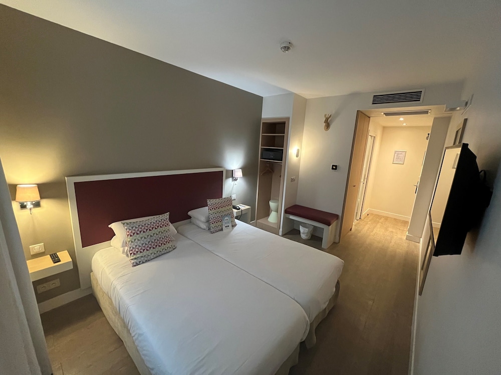 Hotel Kyriad Paris 18 - Porte de Clignancourt - Montmartre 14