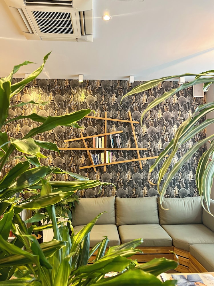 Hotel Kyriad Paris 18 - Porte de Clignancourt - Montmartre 6