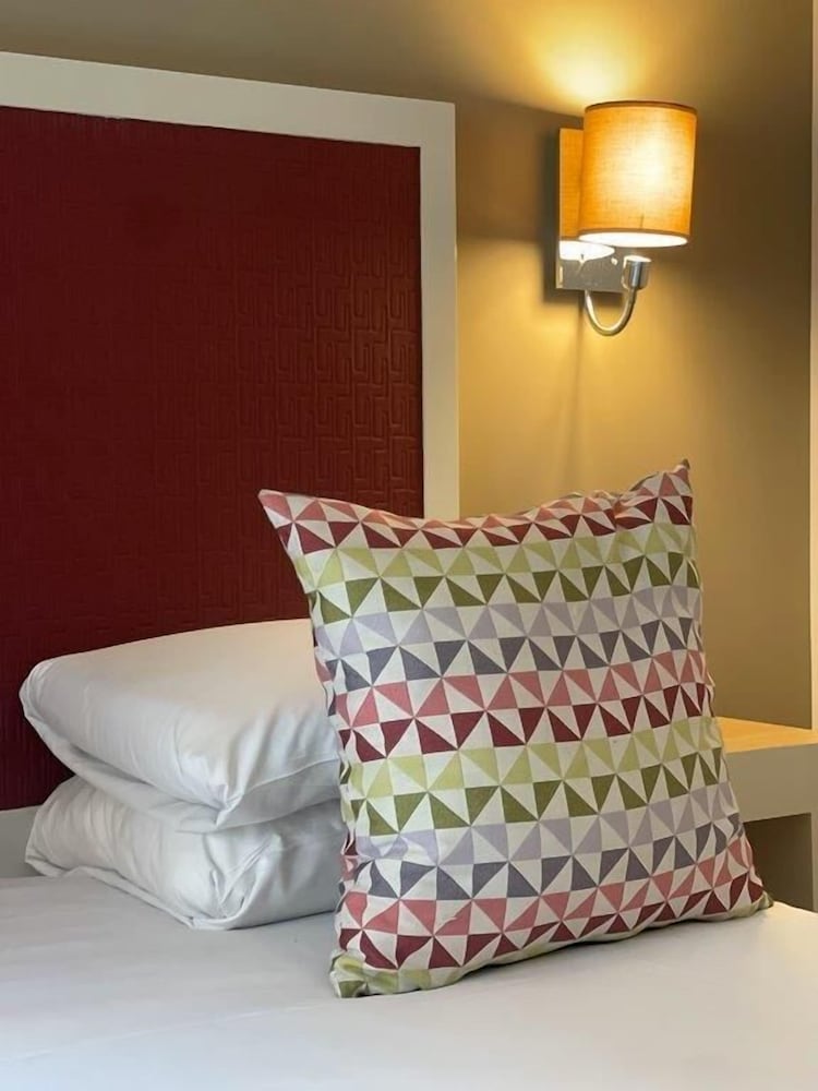 Hotel Kyriad Paris 18 - Porte de Clignancourt - Montmartre 16