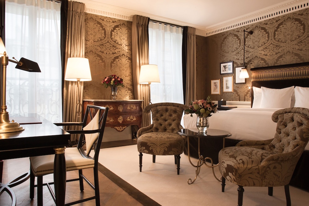La Réserve Paris Hotel & Spa 13