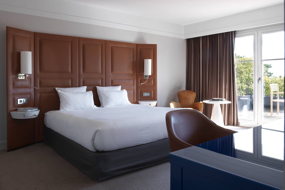 Renaissance Paris Hippodrome De St. Cloud Hotel 7