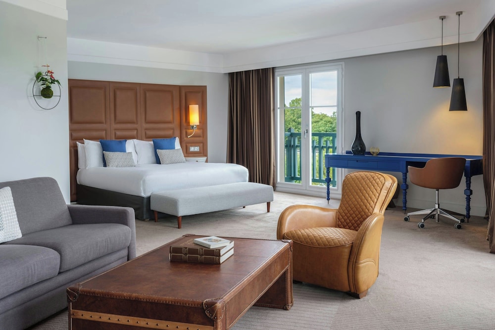 Renaissance Paris Hippodrome De St. Cloud Hotel 9