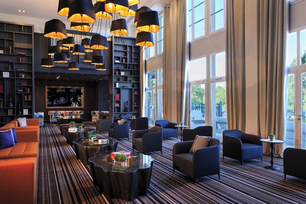 Renaissance Paris Hippodrome De St. Cloud Hotel 6