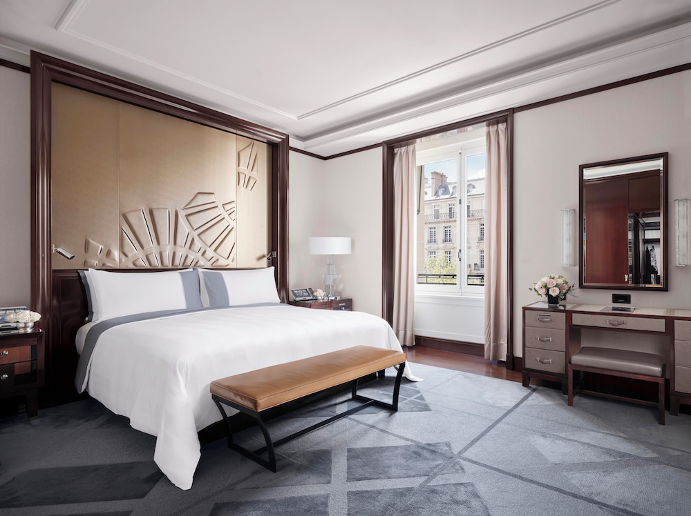 The Peninsula Paris 12