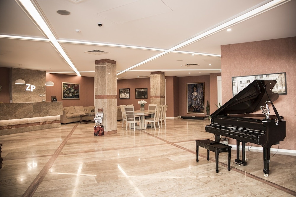 ZP Palace 1