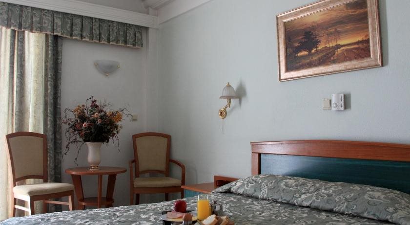 Hotel Platon 2