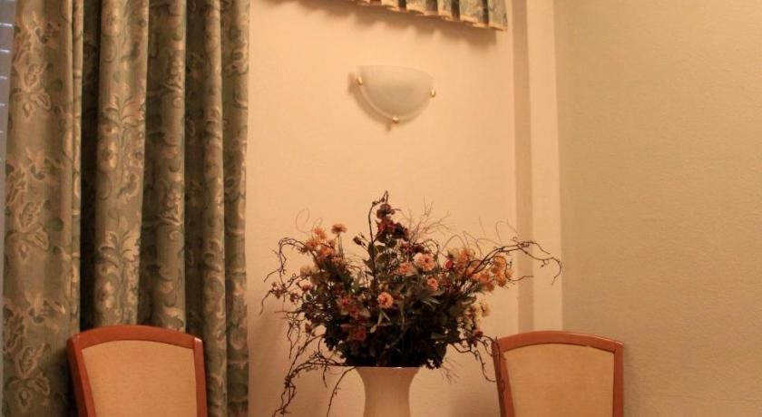 Hotel Platon 20
