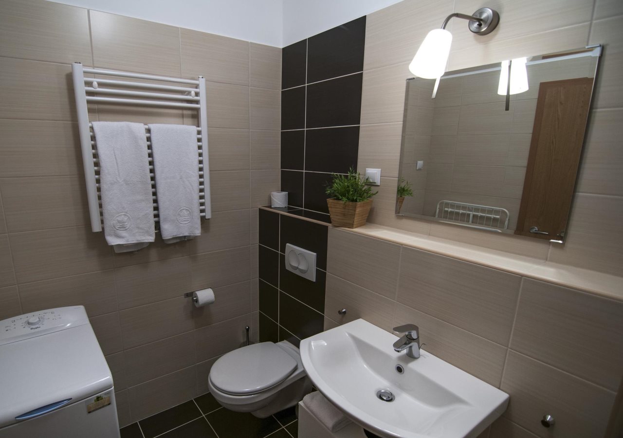 Corvin Center Suites 10