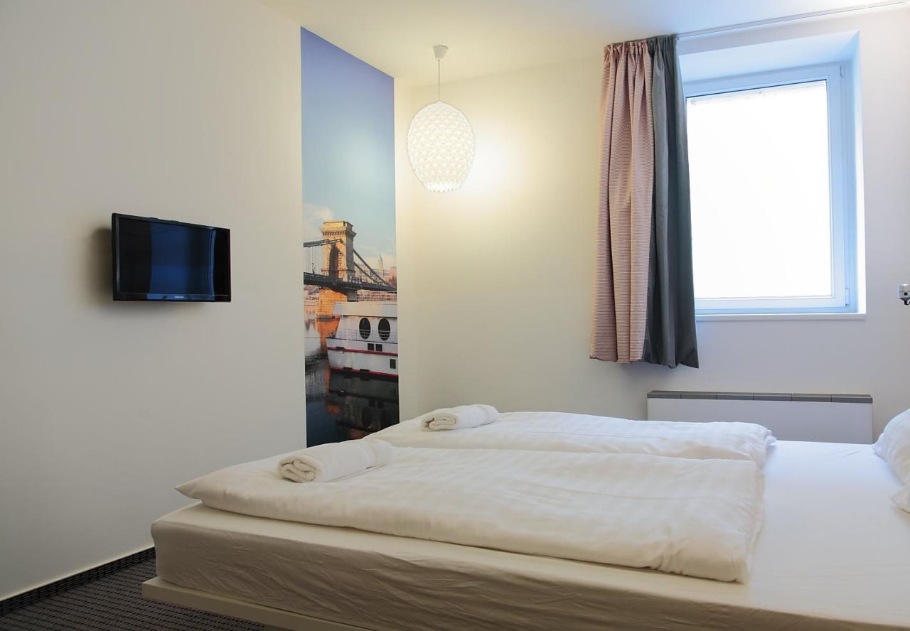Maverick Budapest Soho 22
