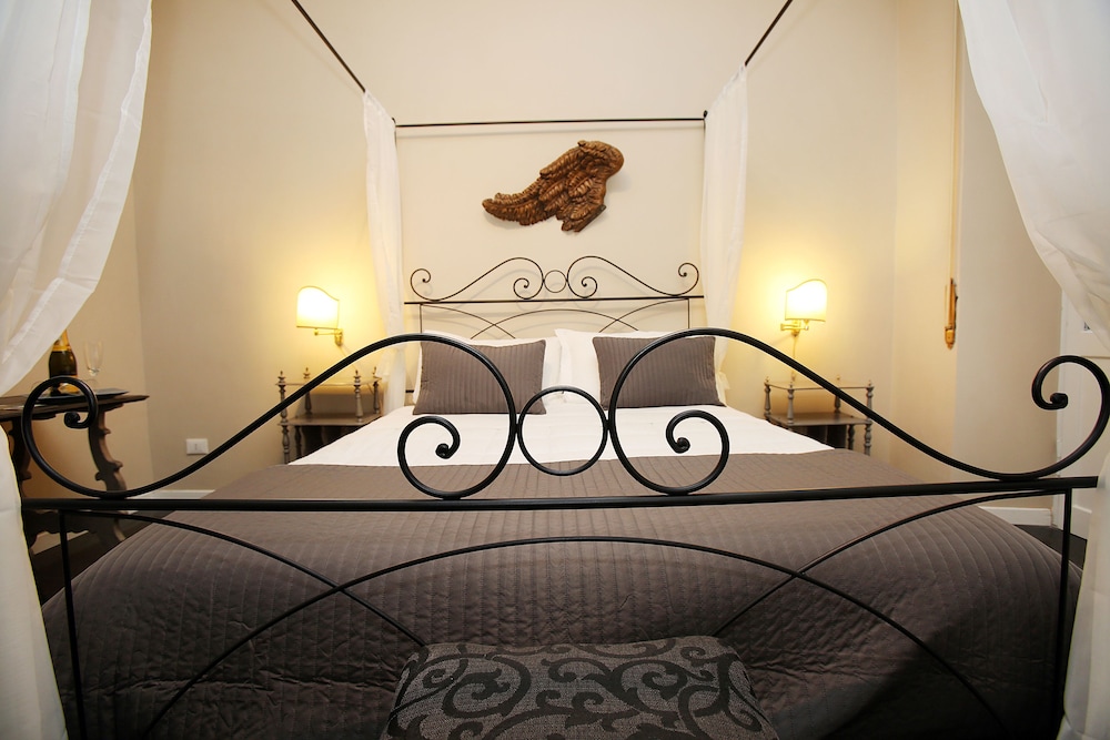 Amica Roma Guest House 5
