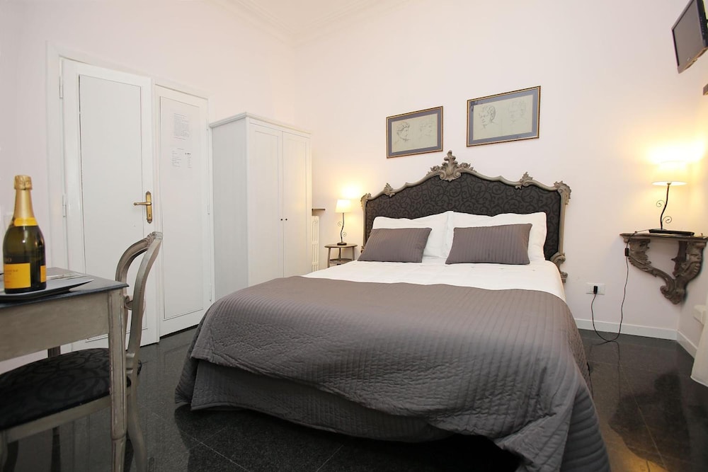 Amica Roma Guest House 10