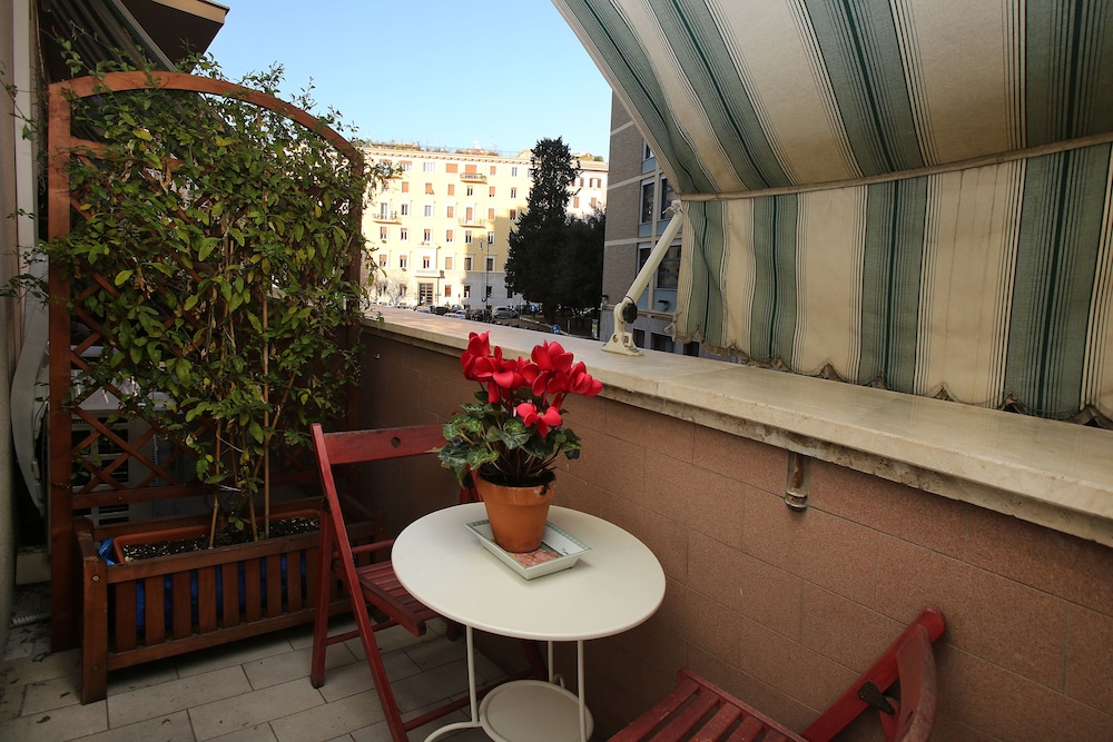Amica Roma Guest House 22