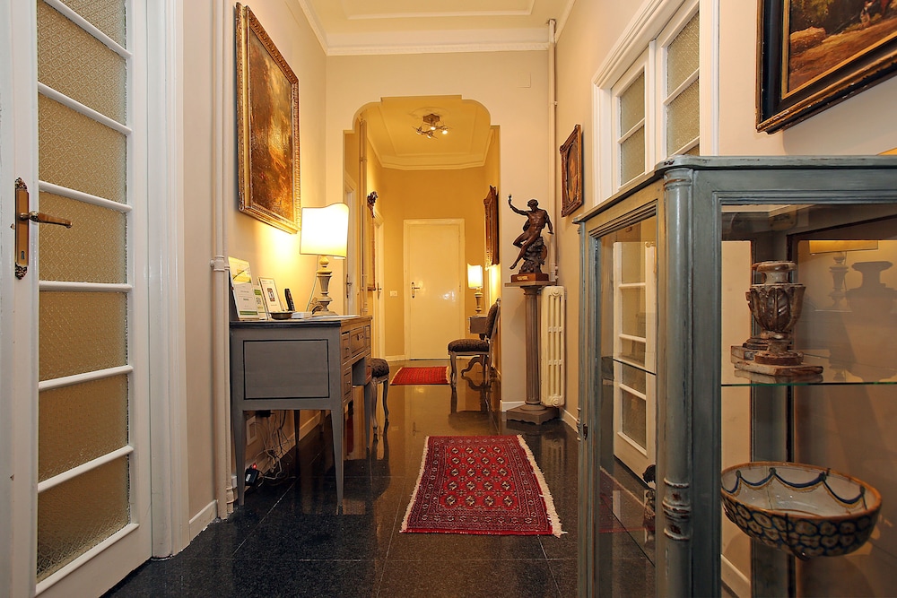 Amica Roma Guest House 16