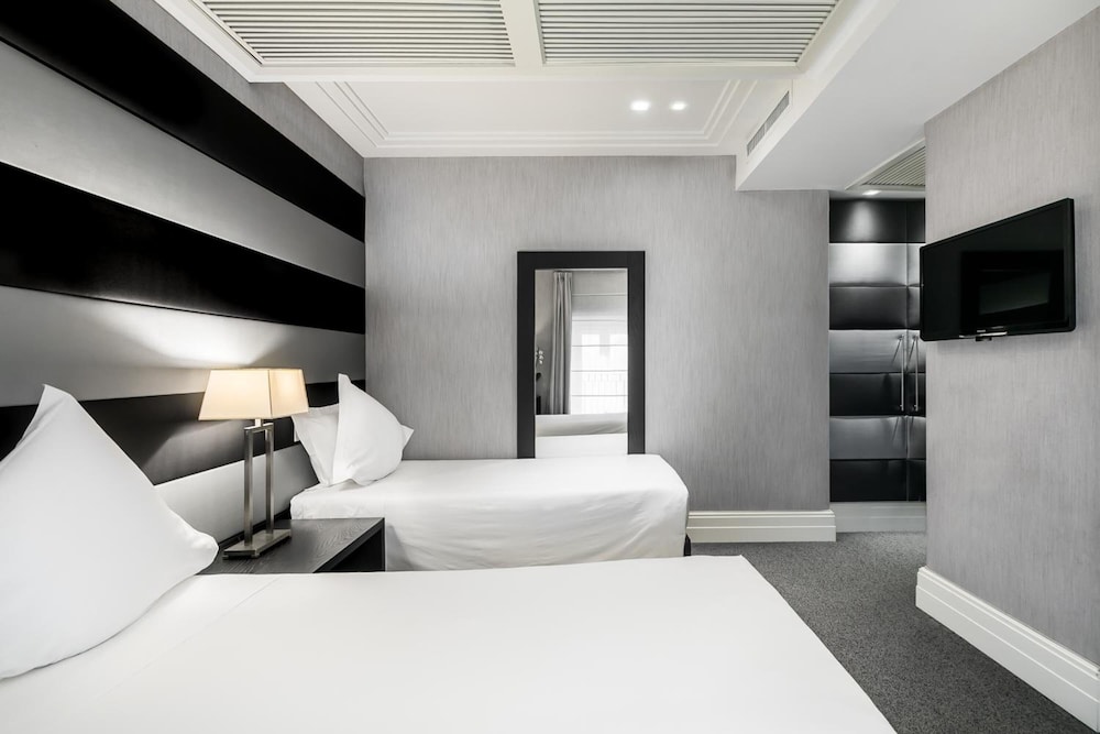 Hotel Mancino 12 12