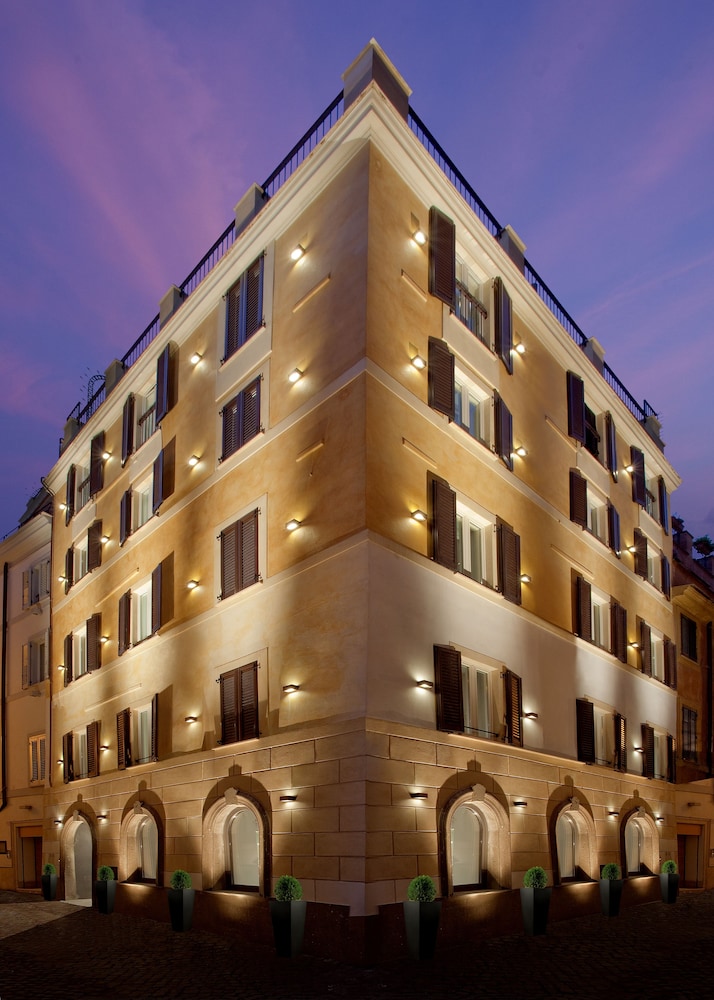 Hotel Mancino 12 23