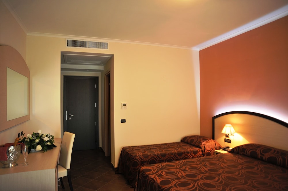 Hotel Ristorante Villa Icidia 3