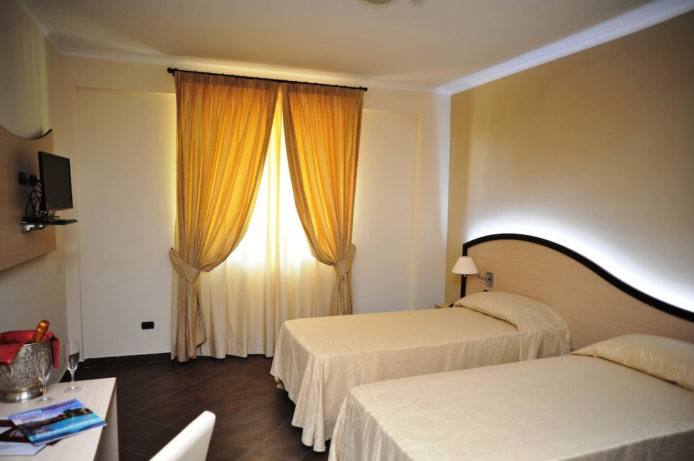 Hotel Ristorante Villa Icidia 9