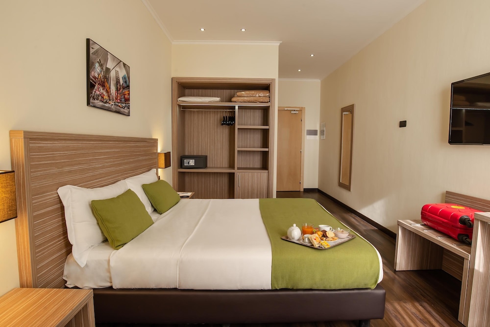 Hotel Roma Sud 24