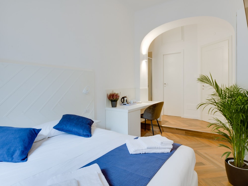 The Right Place Guest House 12