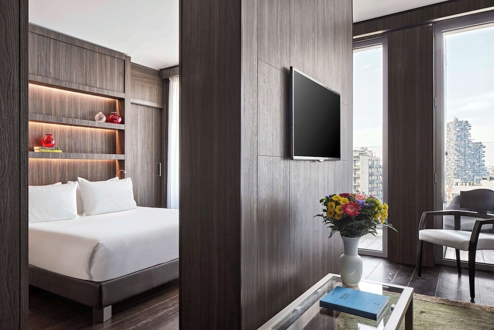 Hyatt Centric Milan Centrale 24