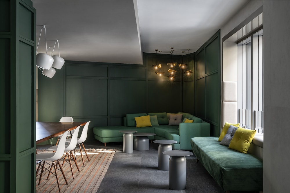 Hyatt Centric Milan Centrale 9