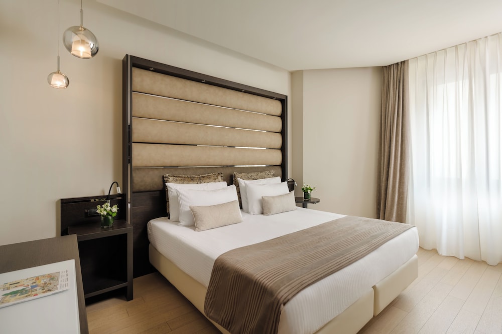 Hotel The Square Milano Duomo 5