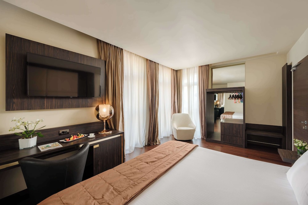 Hotel The Square Milano Duomo 14