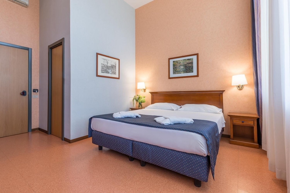 Villa Eur 14