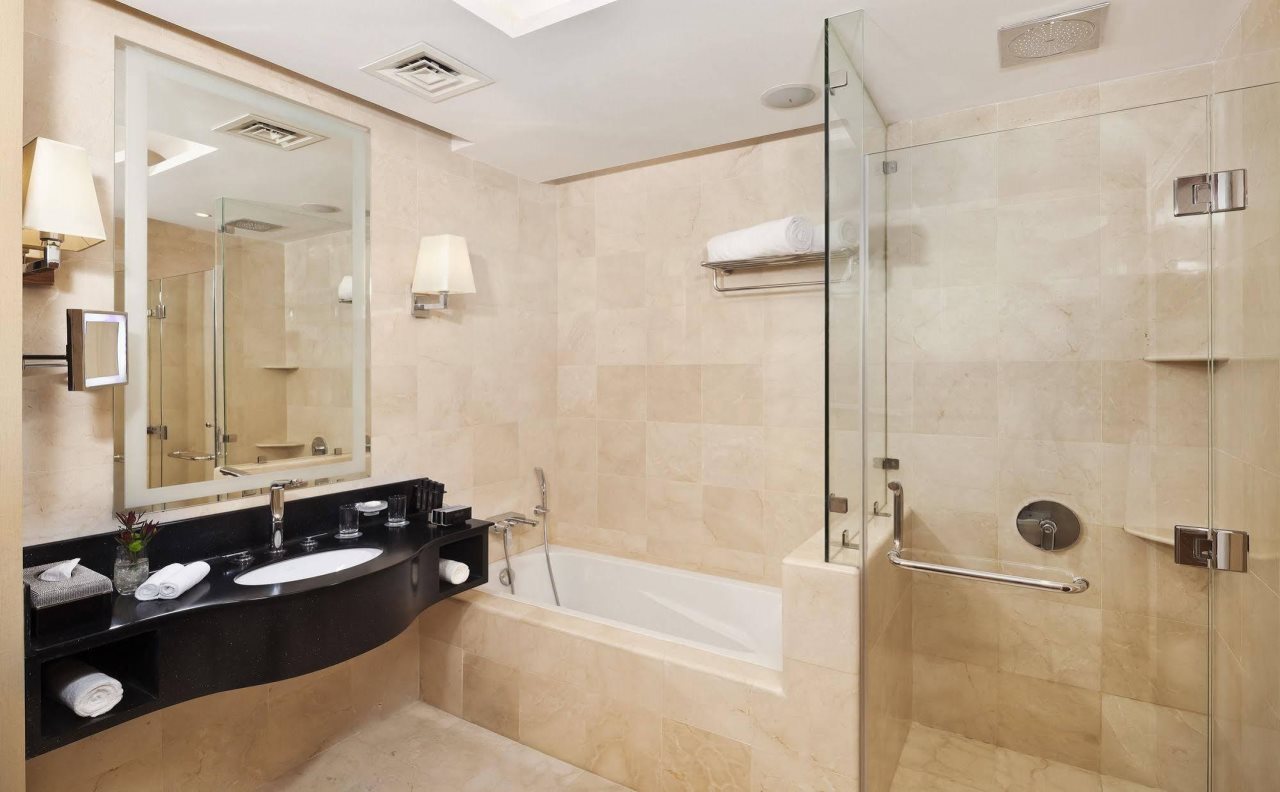 Best Plaza West Bay Hotel 20