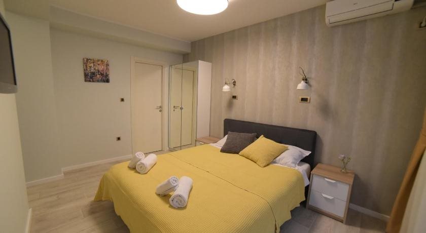 Garni House 46 13