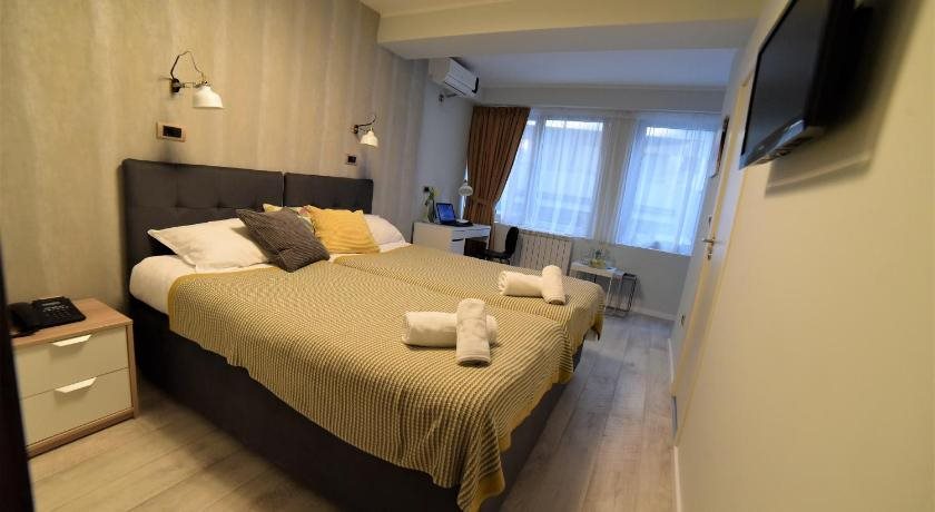 Garni House 46 14