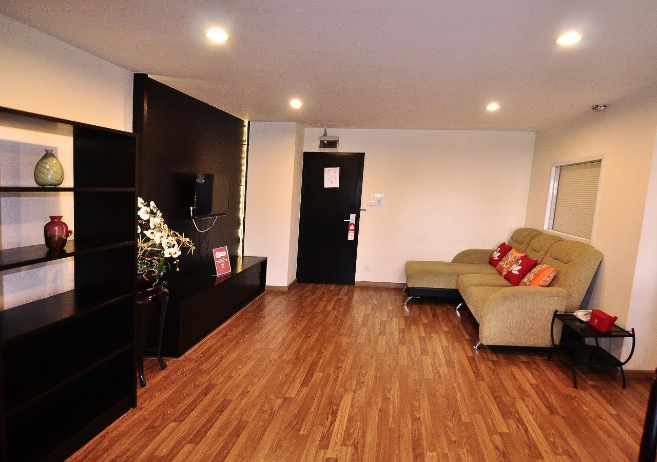 Boss Mansion Residence 17