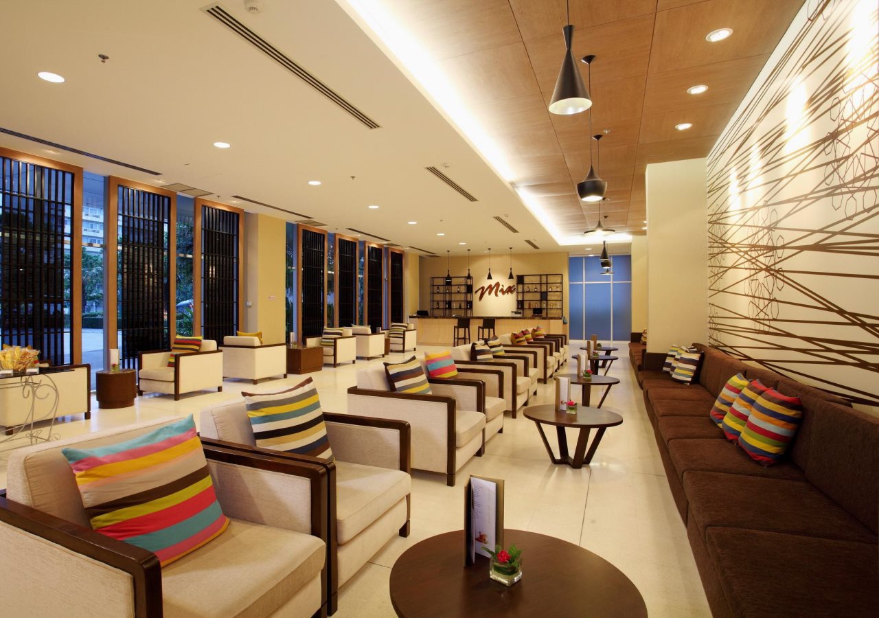 Centara Life Government Complex Hotel & Convention Centre Chaeng Watthana 19