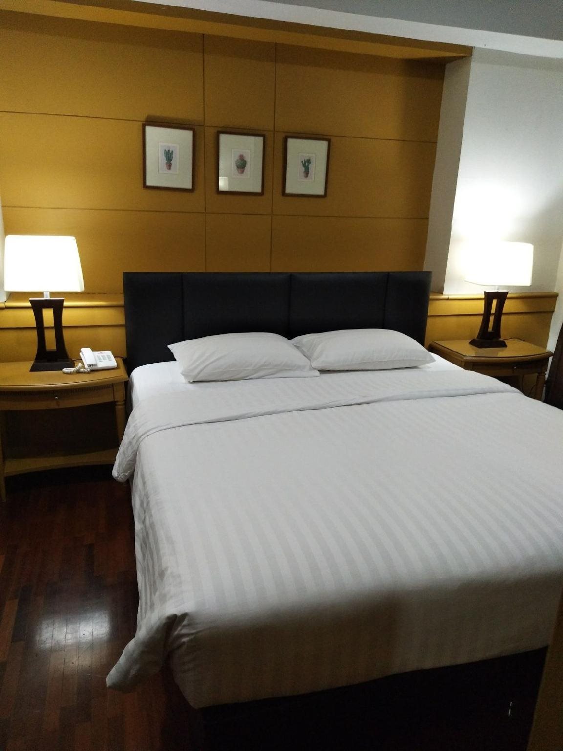 Mall Suites Express 9