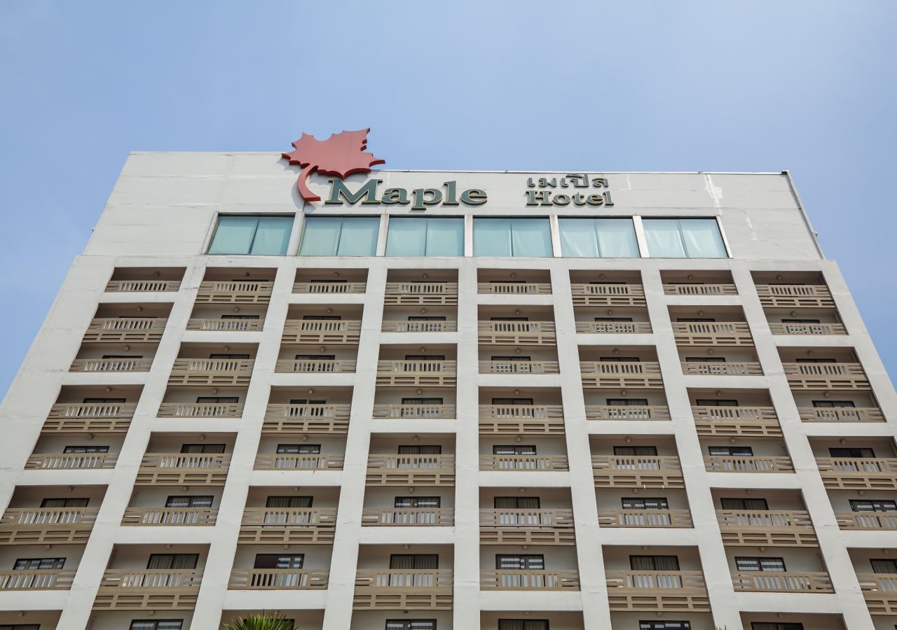 Maple Hotel 19