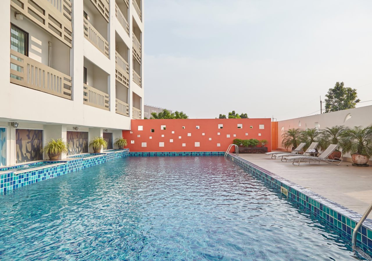 Maple Hotel 4