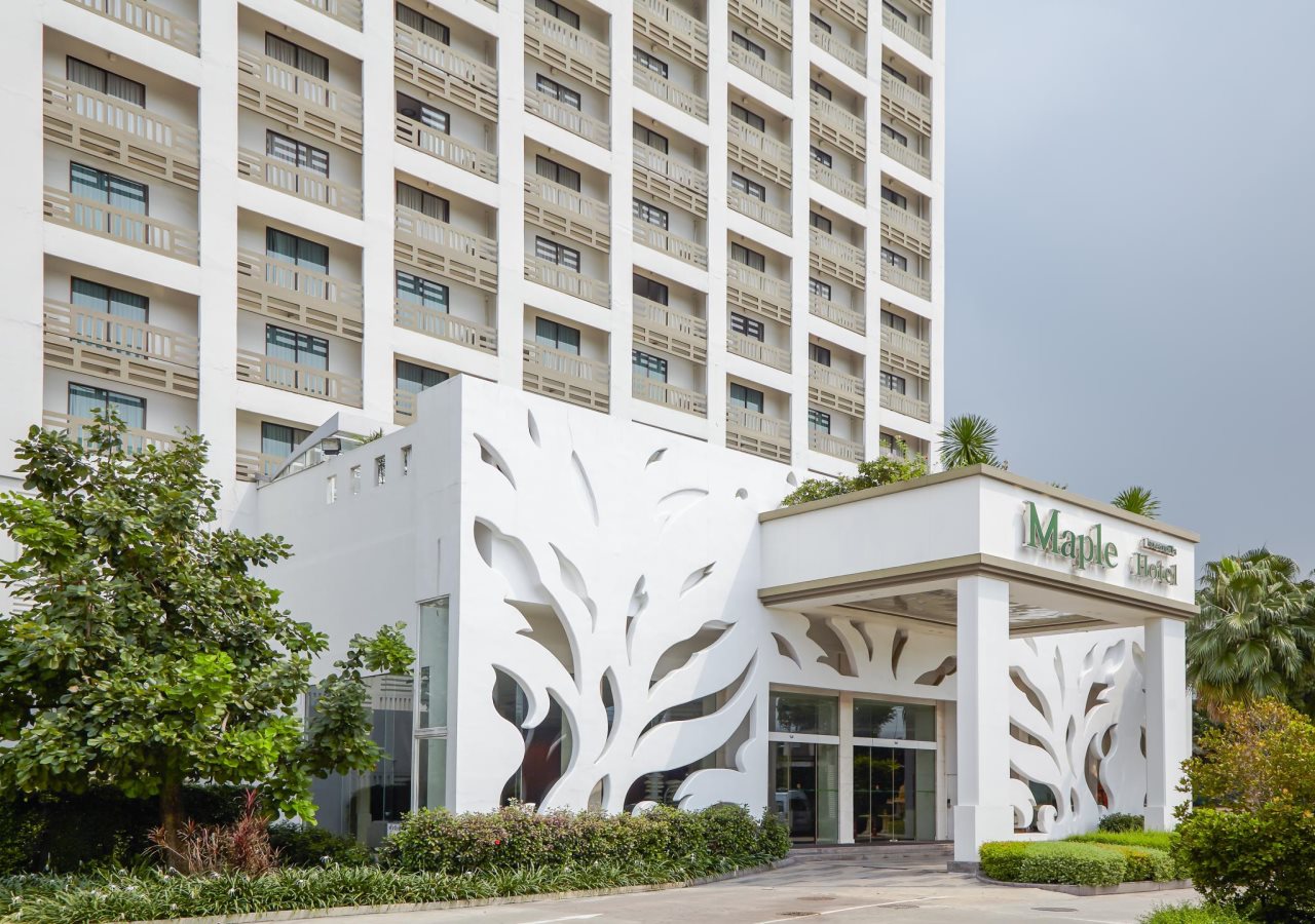 Maple Hotel 5