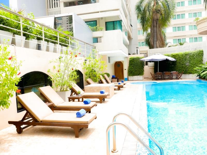 Mermaid Bangkok 1