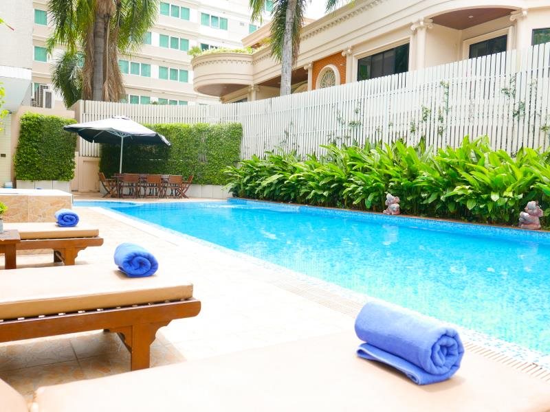 Mermaid Bangkok 24