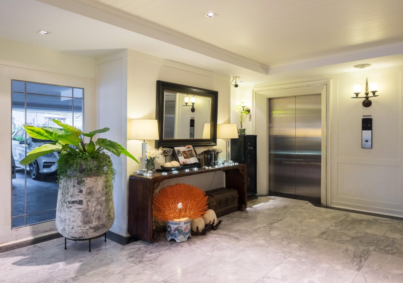 Rongratana Executive Residence 12