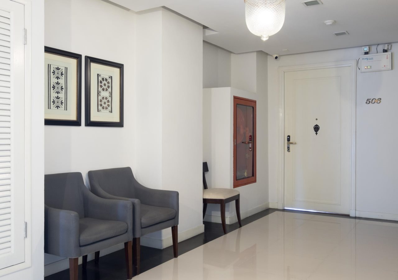 Rongratana Executive Residence 14