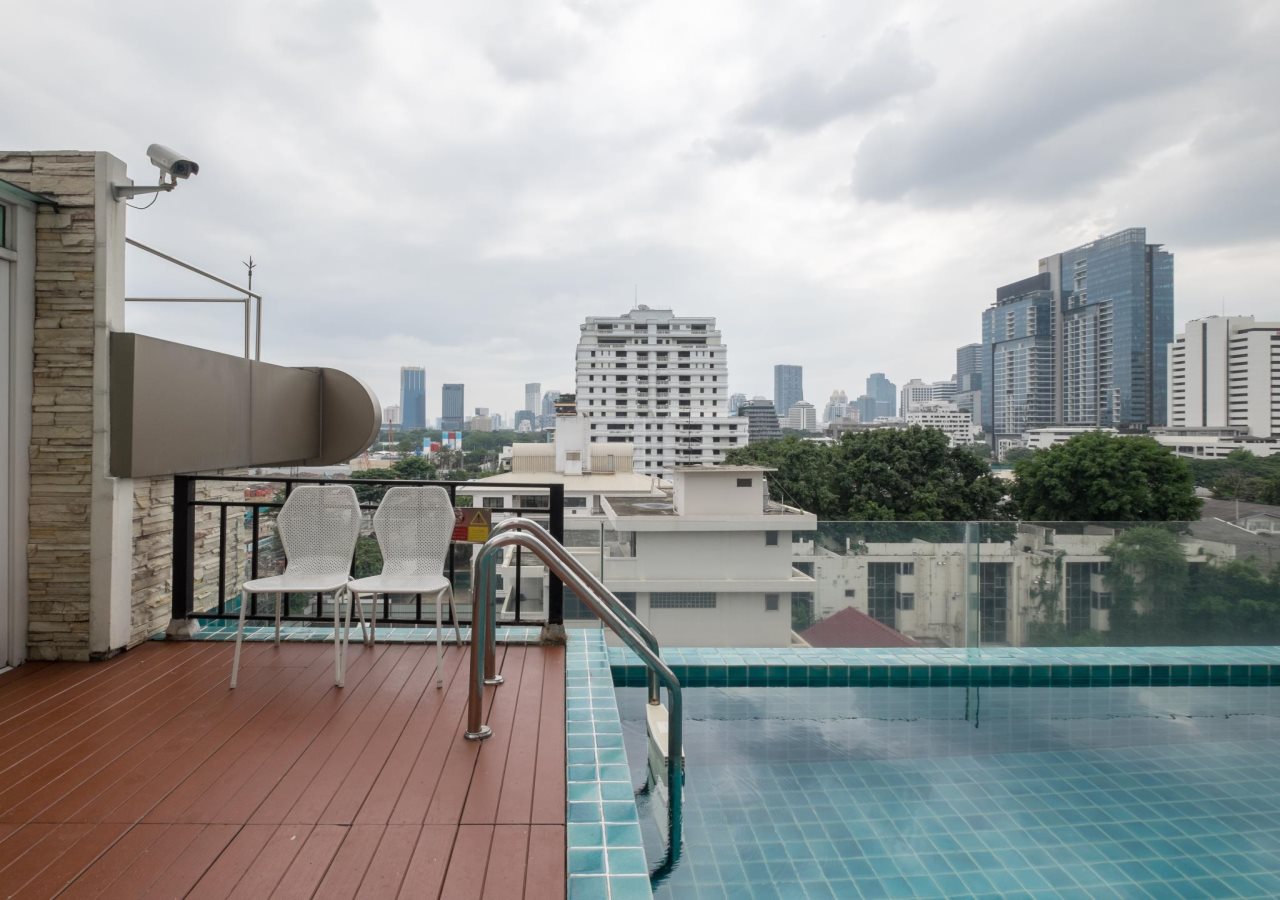 Rongratana Executive Residence 15